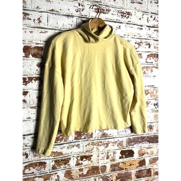 Everlane The Turtleneck Pure Organic Cotton Sweatshirt in Light Yellow - Picture 2 of 8